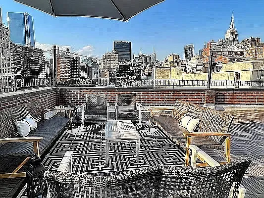 Rented by Oxford Property Group | media 38