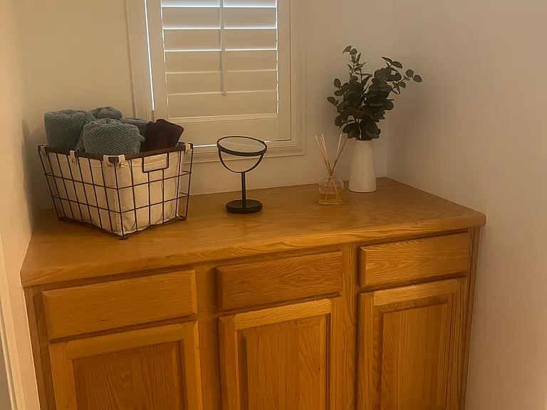 master bedroom(nook between the bedroom and the bathroom