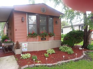 435 Huntsbridge Rd, Matteson, IL 60443