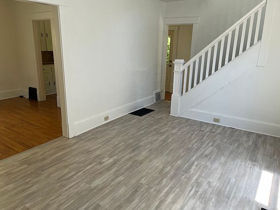 4th image of 1710 Grace Ave NE