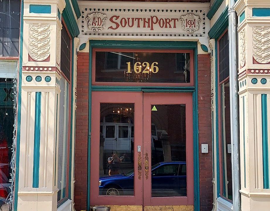1st image of 1626 Chase Ave #1