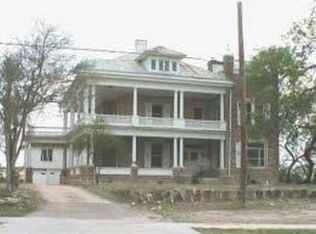 997 N Ceylon St, Eagle pass, TX 78852