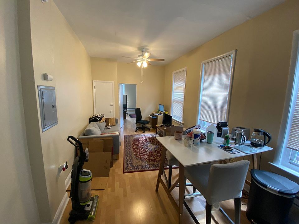 2nd image of 319 S 13th St APT 2R