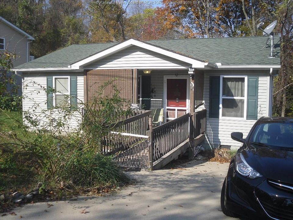 1st image of 824 N Hills Dr