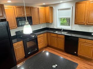5 Sheffield Dr, Dover, NH 03820