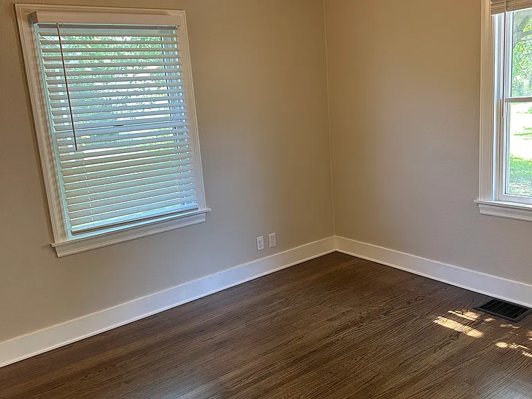 1326 W Marlene Ave — Photo 10