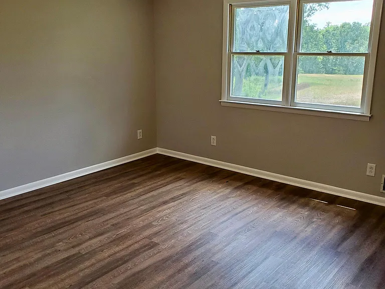 6497 Reinhardt College Pkwy — Photo 16