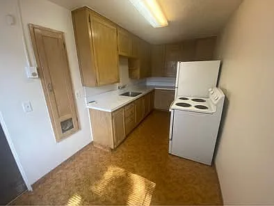 11 S Naches Ave #9 — Photo 1