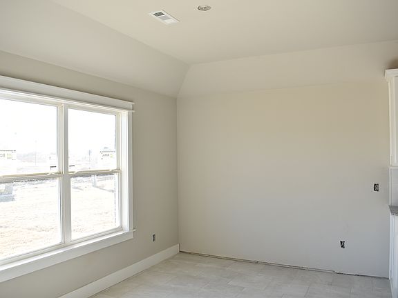 2nd image of 57 E Joliet St