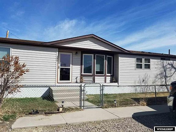 2nd image of 280 Desert Ln
