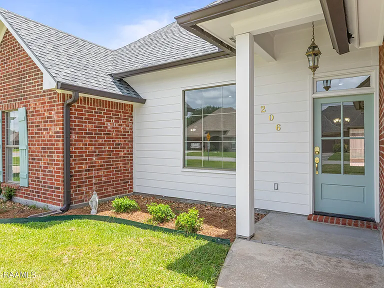 206 Oak Hill Ln — Photo 23