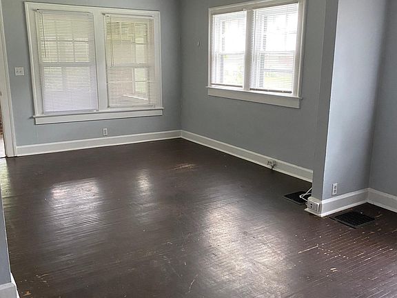 4th image of 3126 N Guilford Ave