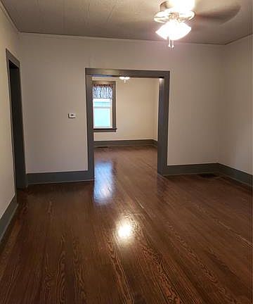 3rd image of 289 La Haye St