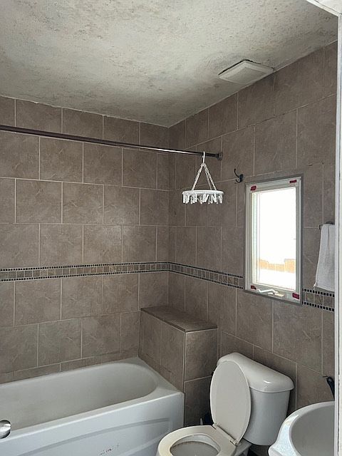 2nd image of 326 Grey St