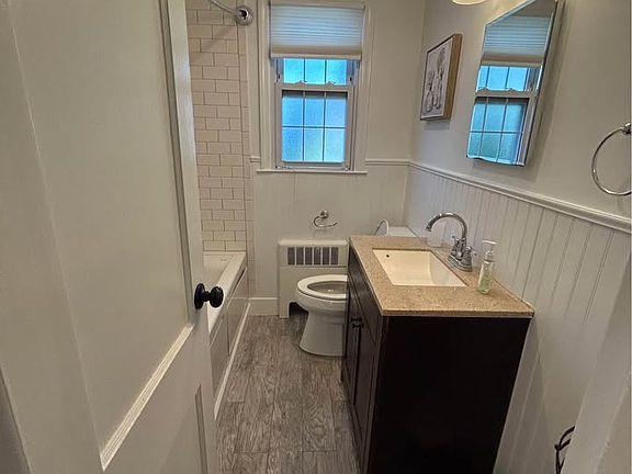 4th image of 445 Morris Ave APT B5