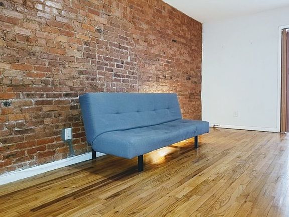 3rd image of 4139 52nd St APT 6