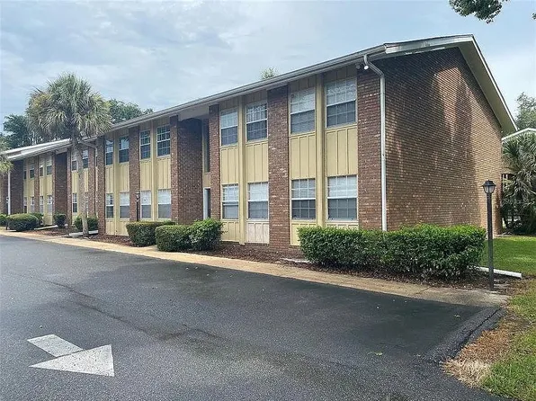 723 Perkins St APT 200, Leesburg, FL 34748