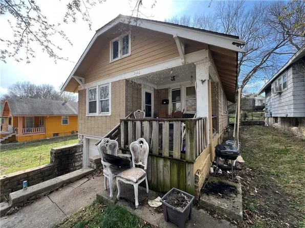 2446 Denver Ave, Kansas City, MO 64127
