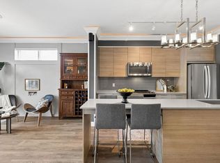 18505 Laurensen Pl #701, Surrey, BC V4N 6R7