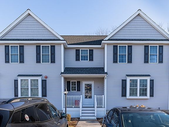 2nd image of 15 Cassidy Pl #15
