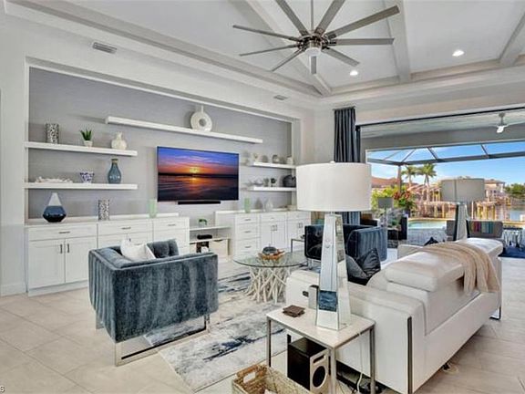 3rd image of 4726 Agualinda BLVD