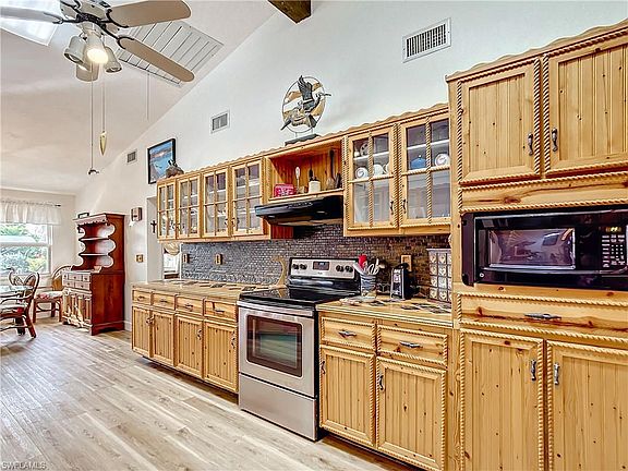 5th image of 3483 Manatee DR