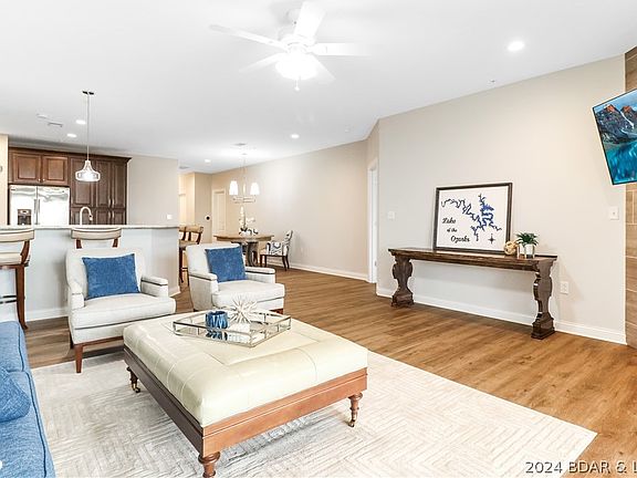 2nd image of 166 Captiva Dr #5F