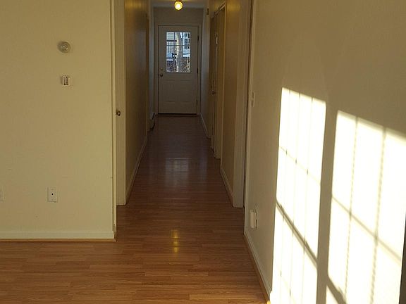 3rd image of 37 Beechwood Ave