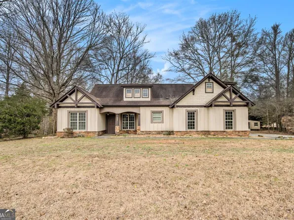108 Deer Creek Run, Moreland, GA 30259