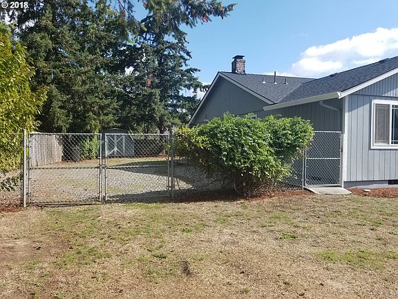 2nd image of 10202 NE 24th Cir