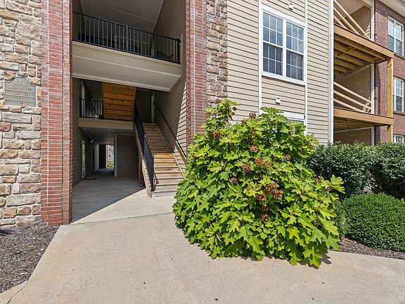 5th image of 4008 W Worley St APT 105