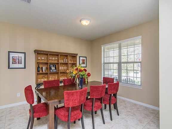 3rd image of 9013 Mountain Magnolia Dr