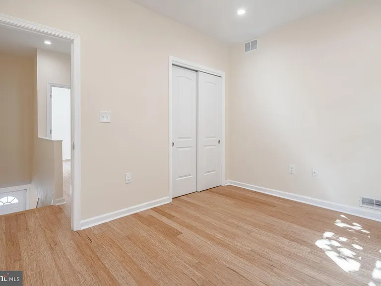 2612 Titan St — Photo 8