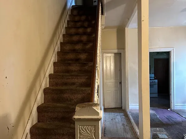 526 N 59th St, Philadelphia, PA 19151