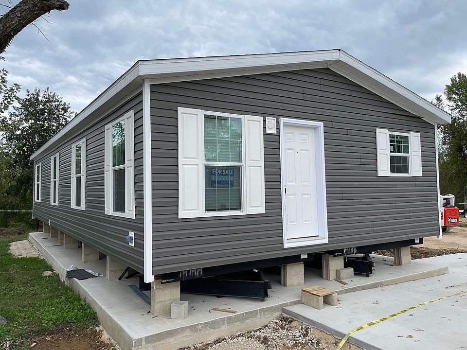 2nd image of 3419 Marigold Rd