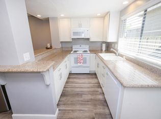 929 Jamacha Rd UNIT B, El Cajon, CA 92019