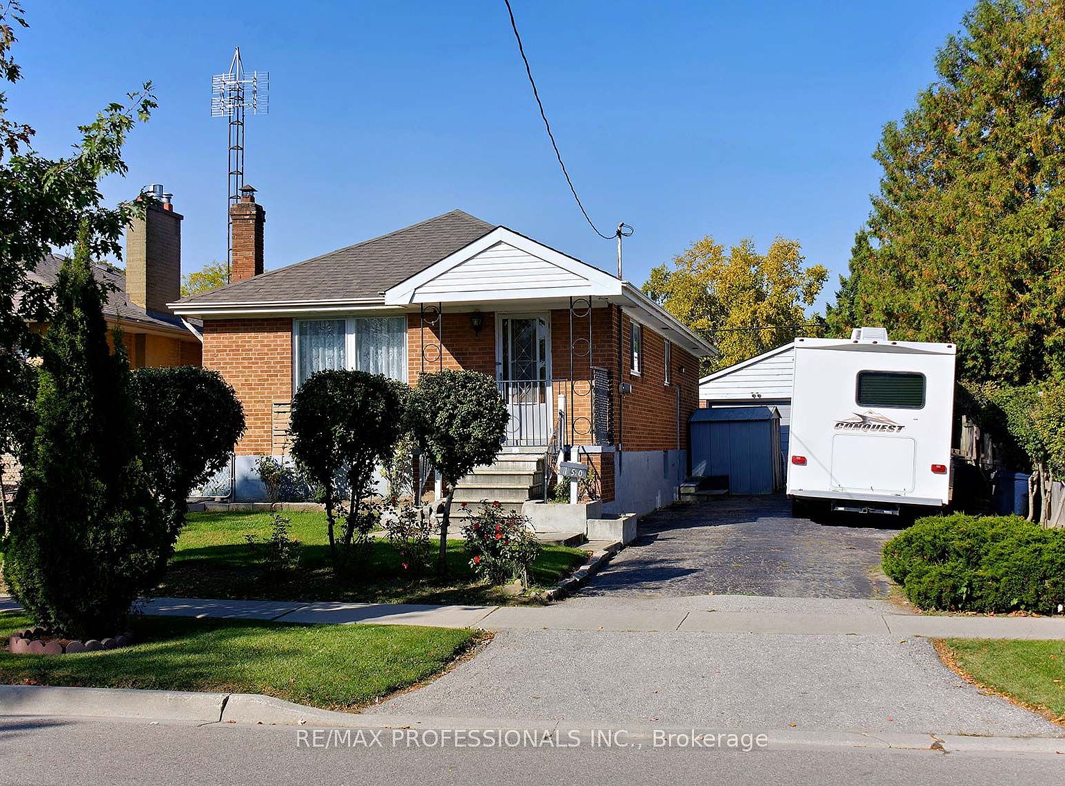 150 Simpson Ave, Toronto, ON M8Z 1E3 MLS W9417076 Zillow