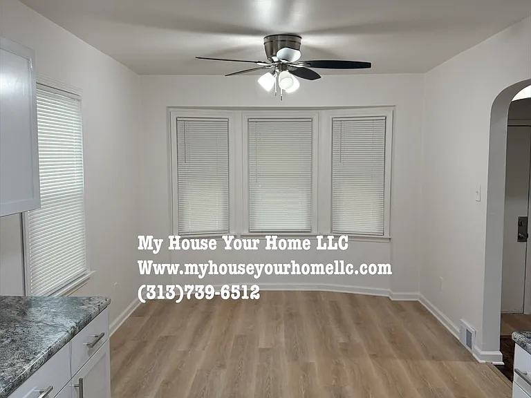 9540 Evergreen Ave — Photo 3