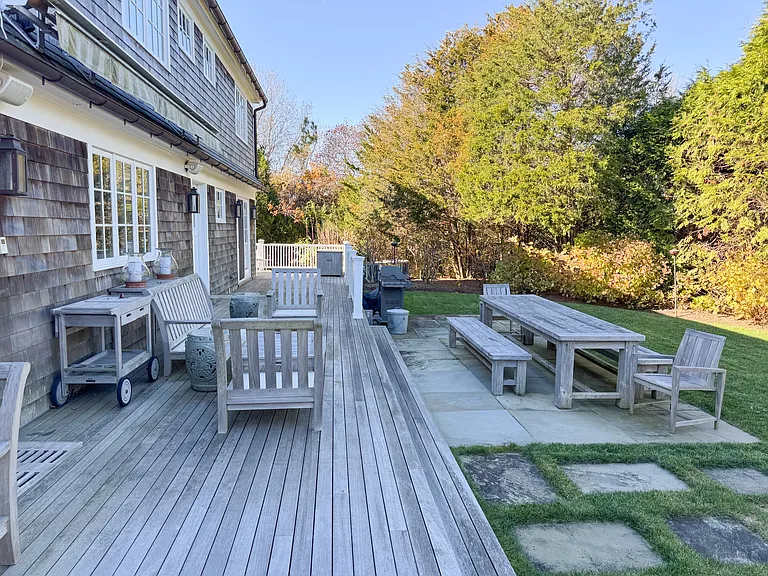 112 Central Ave — Photo 25