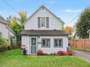 174 Munro St, Carleton Place, ON K7C 1H1