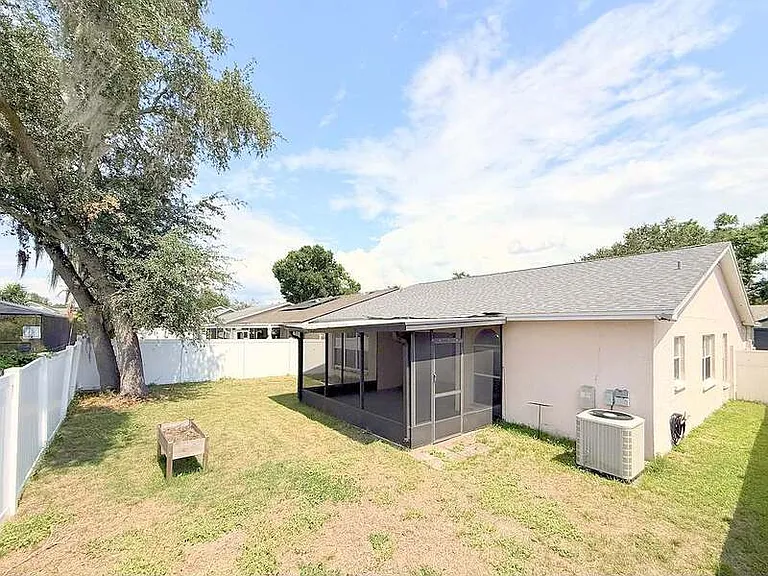 1118 Hardwood Dr — Photo 62