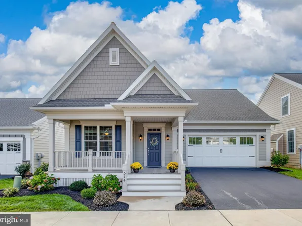 314 Freedom Dr, Ephrata, PA 17522