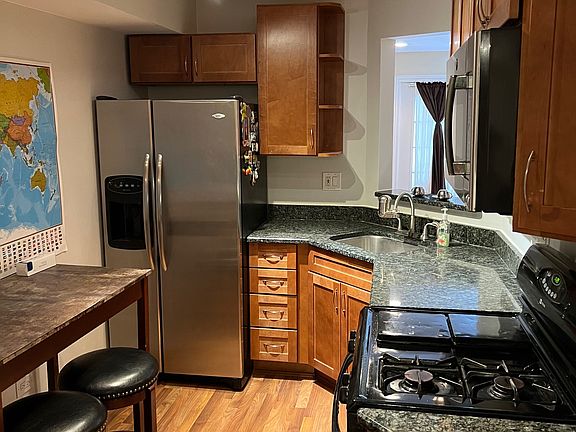 3rd image of 601 Quincy Bridge Ln APT 301