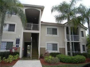 8945 Okeechobee Blvd APT 308, Royal Palm Beach, FL 33411