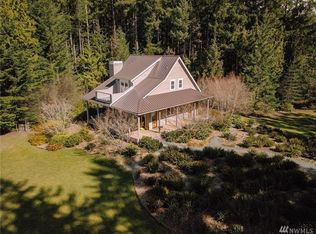 4243 Shokowakan Rd, Clinton, WA 98236