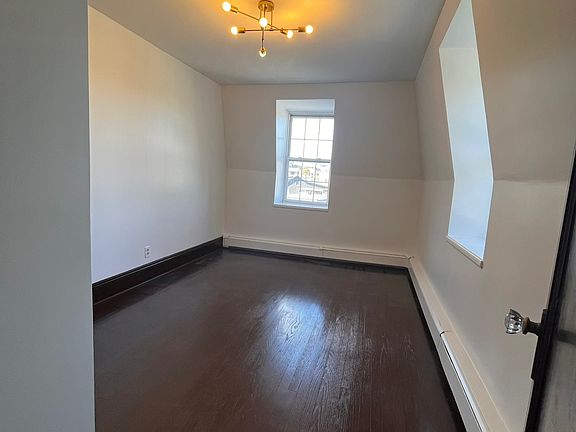 5th image of 175 Croton Ave #3