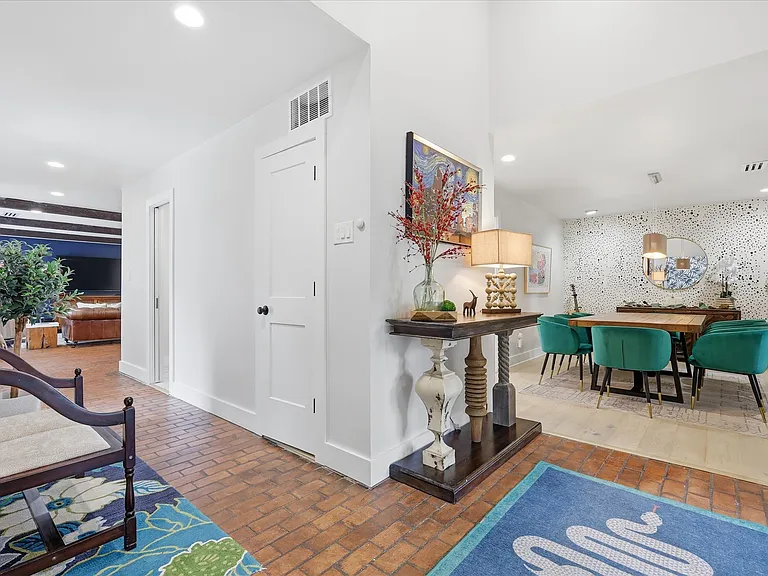 14840 Knollview Dr — Photo 10