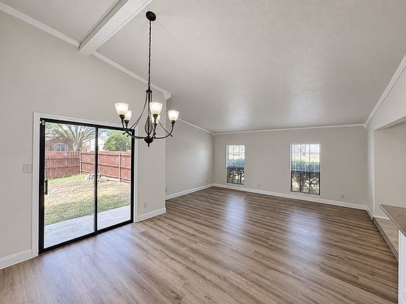 2nd image of 4201 Ireland St