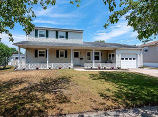 9 Colgate Rd, Somers Point, NJ 08244