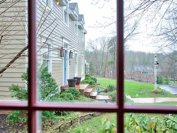 4th image of 10345 Wilmington Dr